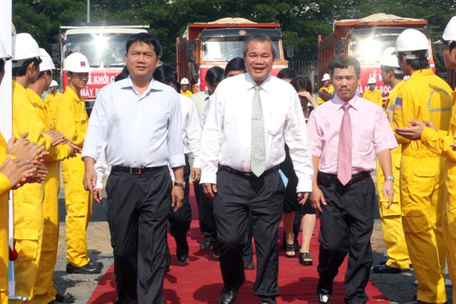 Khởi công xây dựng nhà máy bọc ống đầu tiên ở Việt Nam Khởi công xây dựng nhà máy bọc ống đầu tiên ở Việt Nam