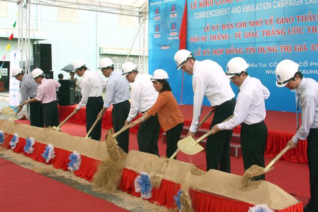 Khởi công xây dựng nhà máy bọc ống đầu tiên ở Việt Nam Khởi công xây dựng nhà máy bọc ống đầu tiên ở Việt Nam
