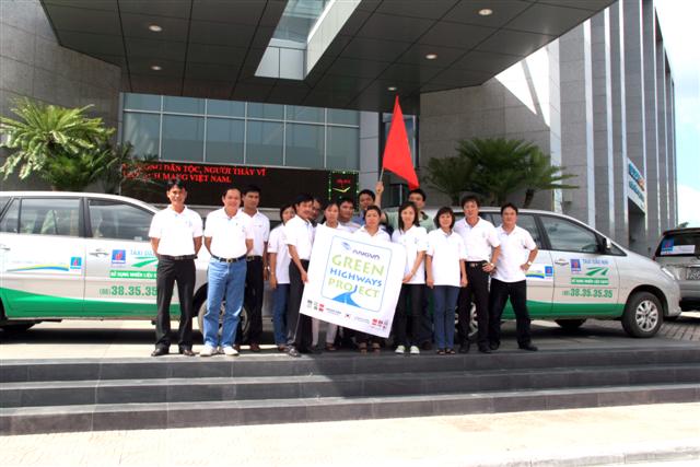 “Hành trình Xa lộ Xanh 2009” Việt Nam kết thúc tốt đẹp “Hành trình Xa lộ Xanh 2009” Việt Nam kết thúc tốt đẹp