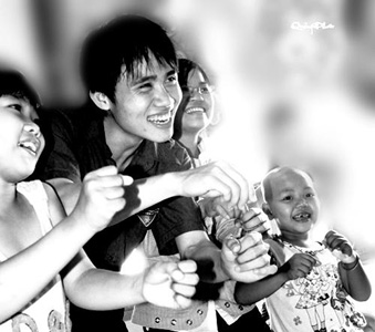 Thăm và tặng quà các bệnh nhi mắc bệnh hiểm nghèo tại bệnh viện Ung bướu Tp. Hồ Chí Minh Thăm và tặng quà các bệnh nhi mắc bệnh hiểm nghèo tại bệnh viện Ung bướu Tp. Hồ Chí Minh