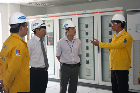 Đón dòng khí đầu tiên đến TP.HCM