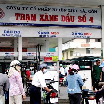 Ngừng trích khoản 1.000 đồng/lít đối với mặt hàng xăng