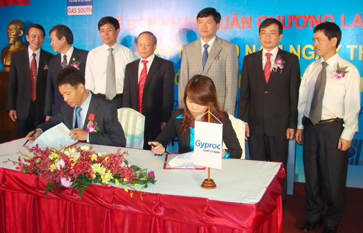 Công ty CP Kinh doanh Khí hoá lỏng miền Nam đón nhận Huân chương Lao động hạng Ba Công ty CP Kinh doanh Khí hoá lỏng miền Nam đón nhận Huân chương Lao động hạng Ba