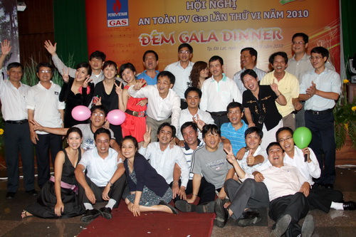 Hội nghị An toàn Tổng Công ty Khí Việt Nam lần thứ VI – 2010 với Thông điệp ‘’Suy nghĩ và hành động an toàn để trở về nhà an toàn với người thân của chúng ta” Hội nghị An toàn Tổng Công ty Khí Việt Nam lần thứ VI – 2010 với Thông điệp ‘’Suy nghĩ và hành động an toàn để trở về nhà an toàn với người thân của chúng ta”