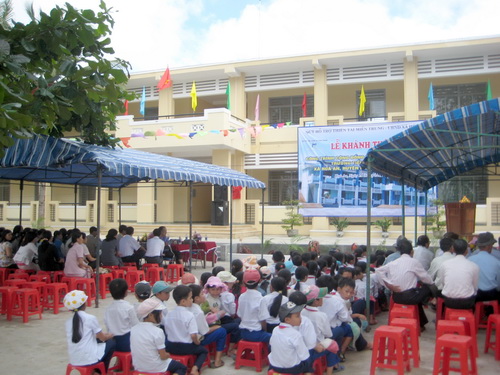 Khánh thành công trình "Cộng đồng phòng chống thiên tai" do PV Gas tài trợ Khánh thành công trình "Cộng đồng phòng chống thiên tai" do PV Gas tài trợ