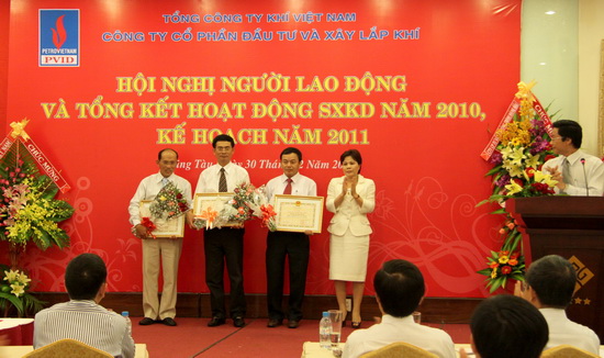 PVID nhận Chứng chỉ Hệ thống quản lý chất lượng ISO 9001:2008 cho Nhà máy Bọc ống Dầu khí