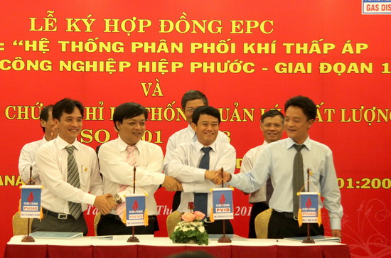 PVID nhận Chứng chỉ Hệ thống quản lý chất lượng ISO 9001:2008 cho Nhà máy Bọc ống Dầu khí