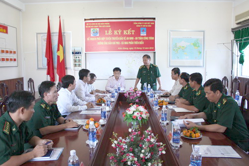 Công ty Khí Cà Màu ký kết kế hoạch phối hợp tuyên truyền bảo vệ ANAT đường ống PM3-Cà Mau với tỉnh Kiên Giang