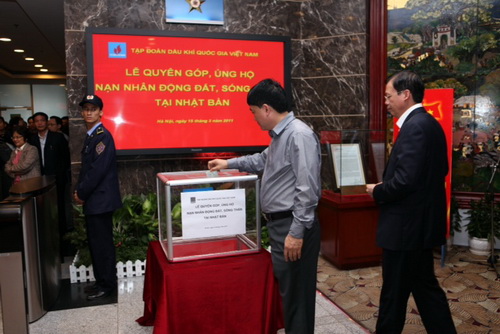 Vì nạn nhân động đất và sóng thần tại Nhật Bản: PetroVietnam ủng hộ 100.000 USD và PV GAS ủng hộ 1 tỷ đồng