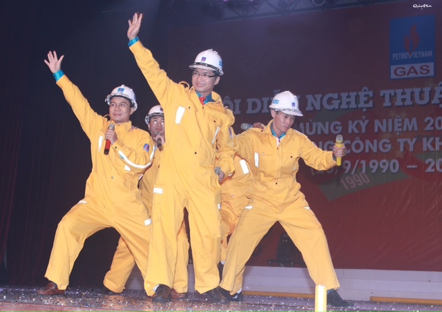 Khởi động hội diễn nghệ thuật quần chúng PV GAS - năm 2011