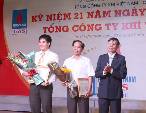 Lời chúc mừng của Tổng Giám đốc nhân kỷ niệm 21 năm ngày thành lập PV Gas Lời chúc mừng của Tổng Giám đốc nhân kỷ niệm 21 năm ngày thành lập PV Gas