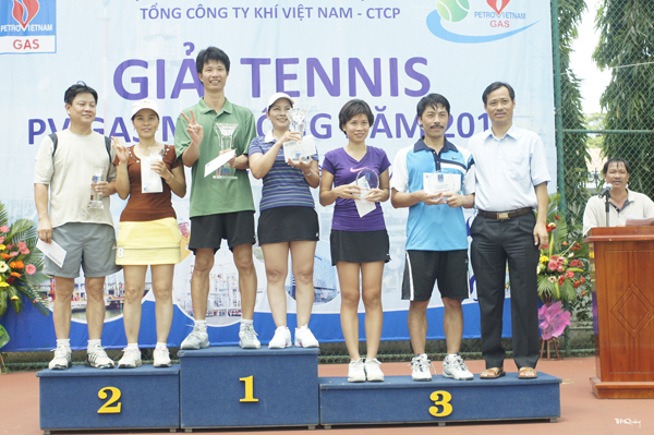 30 đơn vị tham gia giải Tennis PV Gas mở rộng - 2011 30 đơn vị tham gia giải Tennis PV Gas mở rộng - 2011