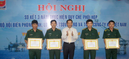 PV GAS, Vietsovpetro và Biên phòng BR-VT sơ kết 3 năm thực hiện Qui chế phối hợp bảo vệ an ninh, an toàn công trình Khí