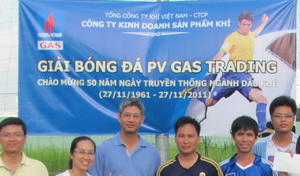 Giải bóng đá PV GAS trading chào mừng 50 năm ngày truyền thống ngành Dầu khí