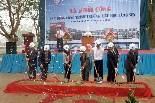 Khởi công xây dựng trường Tiểu học Làng Sen