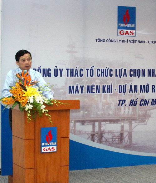 Ký kết hợp đồng “Ủy thác tổ chức lựa chọn nhà thầu cung cấp và quản lý thực hiện hợp đồng mua sắm máy nén khí”