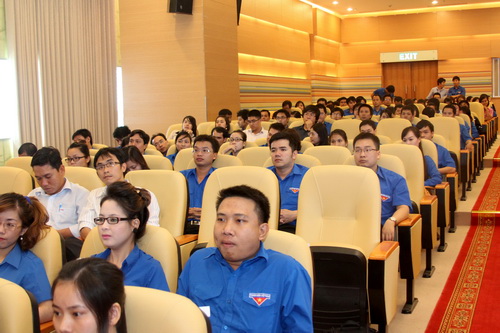 Lớp giới thiệu “Lịch sử ngành Dầu khí Việt Nam”