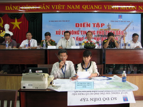 KĐN diễn tập ứng phó sự cố tràn dầu