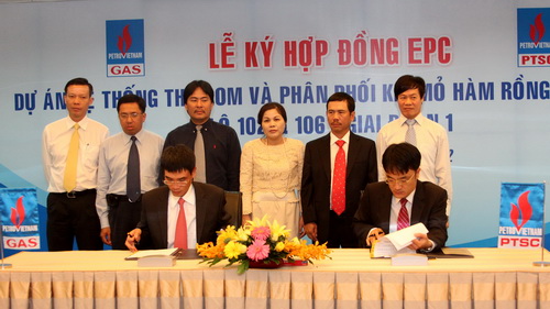 Lễ ký hợp đồng EPC dự án Hệ thống thu gom khí & phân phối khí mỏ Hàm Rồng và mỏ Thái Bình lô 102&106 Lễ ký hợp đồng EPC dự án Hệ thống thu gom khí & phân phối khí mỏ Hàm Rồng và mỏ Thái Bình lô 102&106