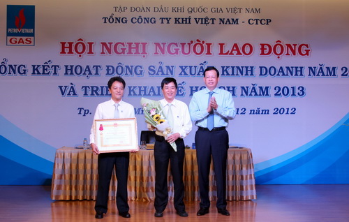 PV GAS tổ chức hội nghị người lao động, tổng kết hoạt động SXKD năm 2012 – triển khai kế hoạch năm 2013