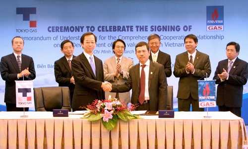 Cuối năm 2012, PV GAS đạt thành tích: kế hoạch lợi nhuận và nộp ngân sách nhà nước về đích trước 4 tháng, kế họach doanh thu và sản lượng LPG về đích trước 2 tháng