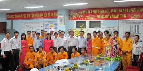 Đón Tết trên các công trình khí