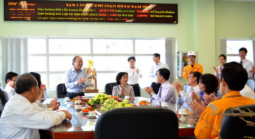 Welcome Tet on gas facilities