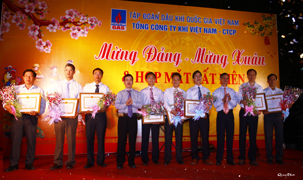 Phát biểu chúc mừng năm mới 2013 của Tổng Giám đốc PV Gas Phát biểu chúc mừng năm mới 2013 của Tổng Giám đốc PV Gas