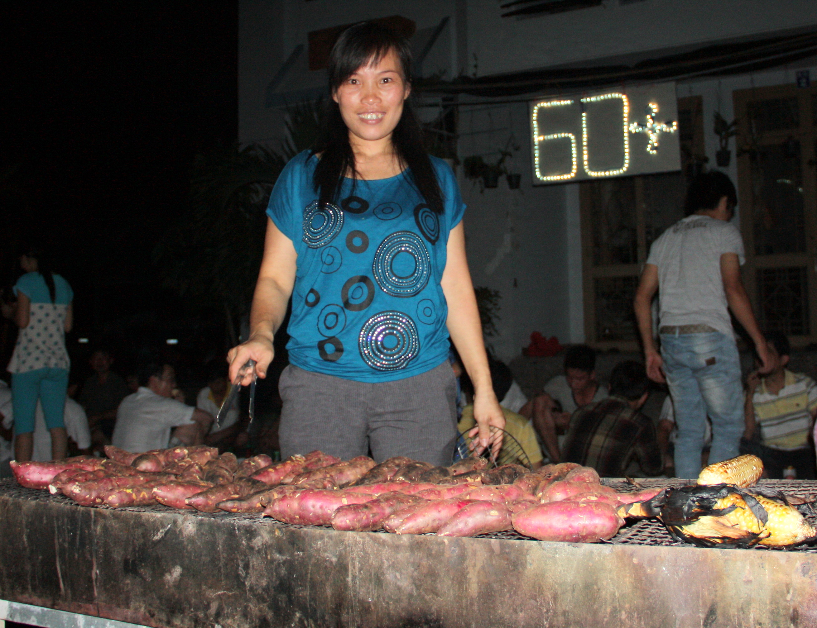 Công ty Khí Cà Mau hưởng ứng giờ trái đất 2013 Công ty Khí Cà Mau hưởng ứng giờ trái đất 2013