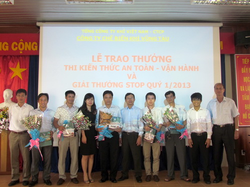 Công ty Chế biến Khí Vũng Tàu trao giải thưởng cuộc thi kiến thức vận hành an toàn và chương trình STOP 2013 Công ty Chế biến Khí Vũng Tàu trao giải thưởng cuộc thi kiến thức vận hành an toàn và chương trình STOP 2013