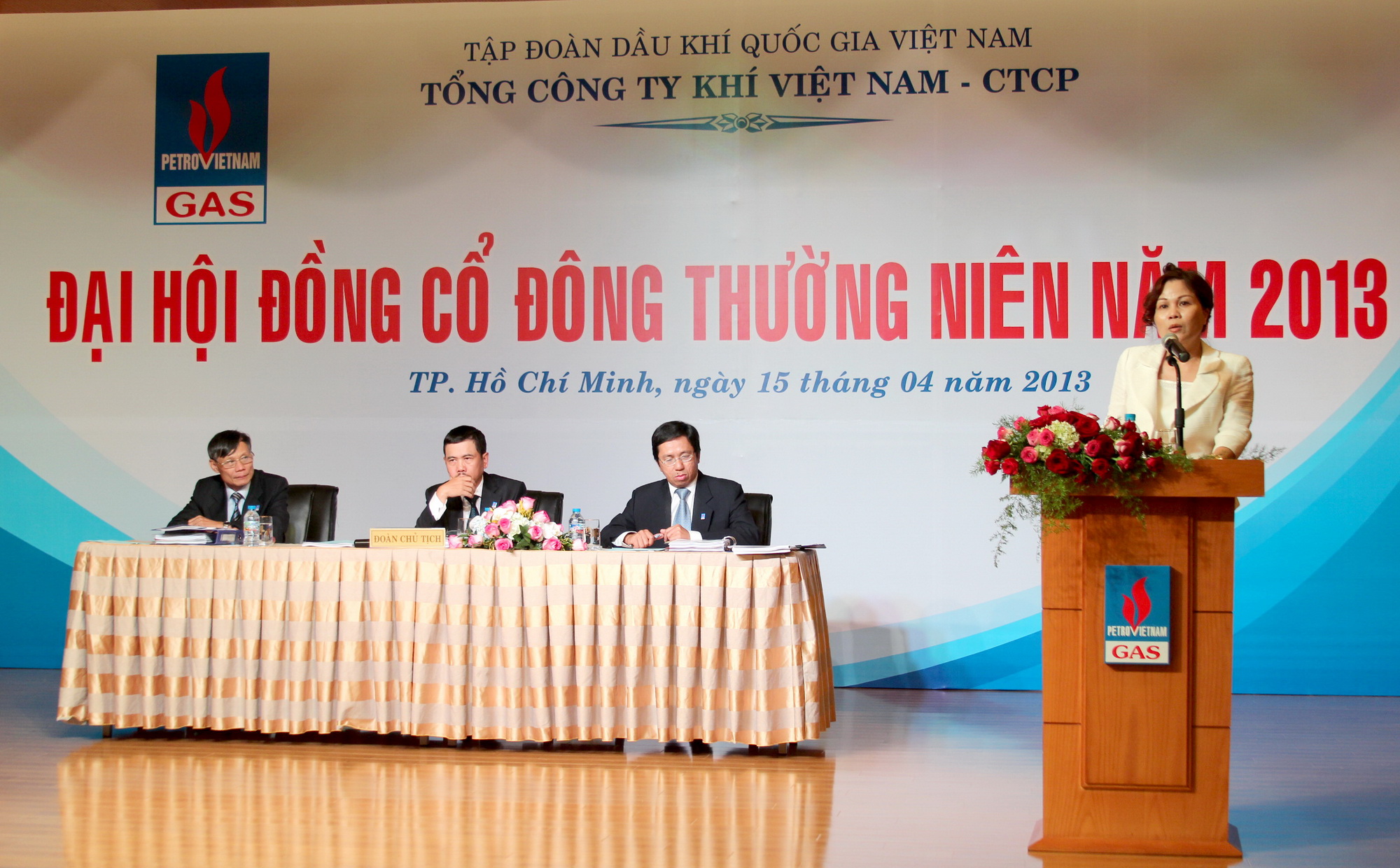 PV GAS tổ chức Cuộc họp Đại hội đồng cổ đông thường niên năm 2013 PV GAS tổ chức Cuộc họp Đại hội đồng cổ đông thường niên năm 2013