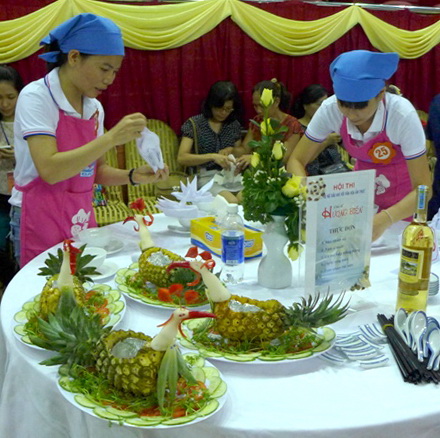 The contest “The Petroleum Women with food culture”