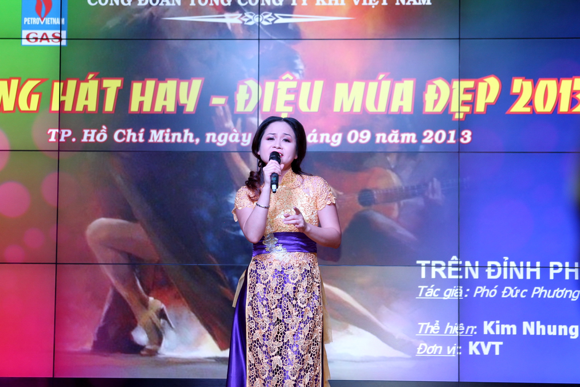 Hội thi “Giọng hát hay-Điệu múa đẹp năm 2013” Hội thi “Giọng hát hay-Điệu múa đẹp năm 2013”