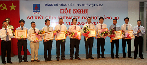 Đảng bộ Tổng công ty Khí Việt Nam tổ chức hội nghị sơ kết giữa Nhiệm kỳ Đại hội Đảng bộ lần thứ VIII