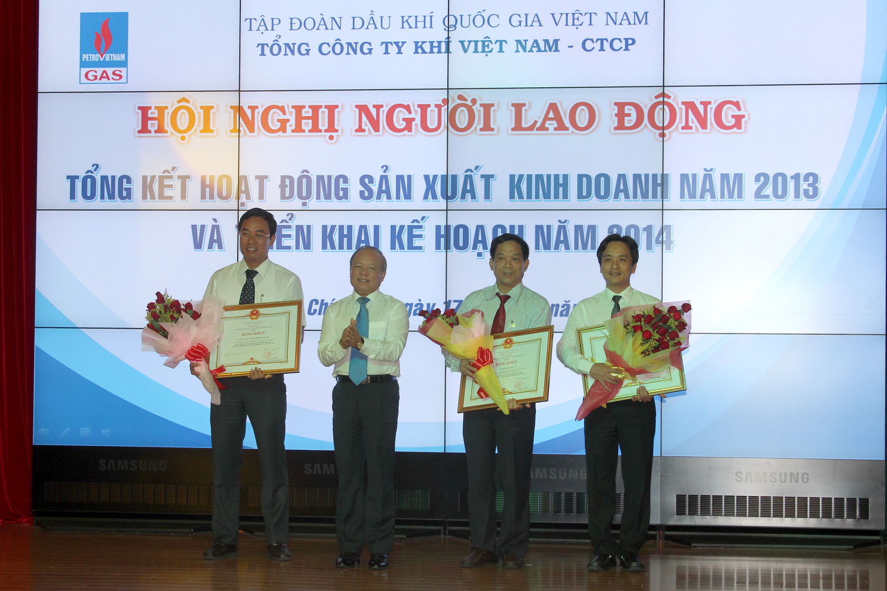 PV Gas tổ chức hội nghị người lao động,tổng kết hoạt động SXKD năm 2013 - triển khai kế hoạch năm 2014