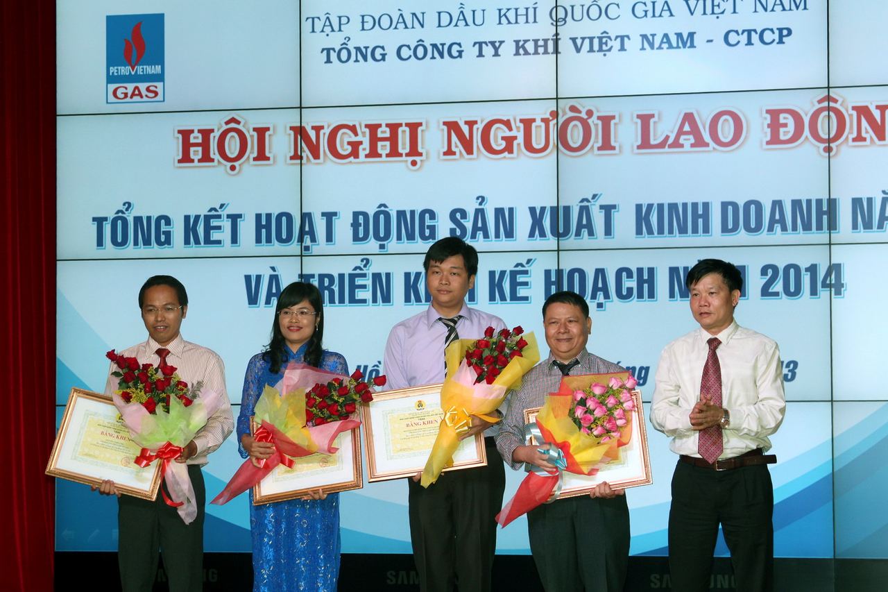 PV GAS tổ chức hội nghị người lao động,tổng kết hoạt động SXKD năm 2013 - triển khai kế hoạch năm 2014
