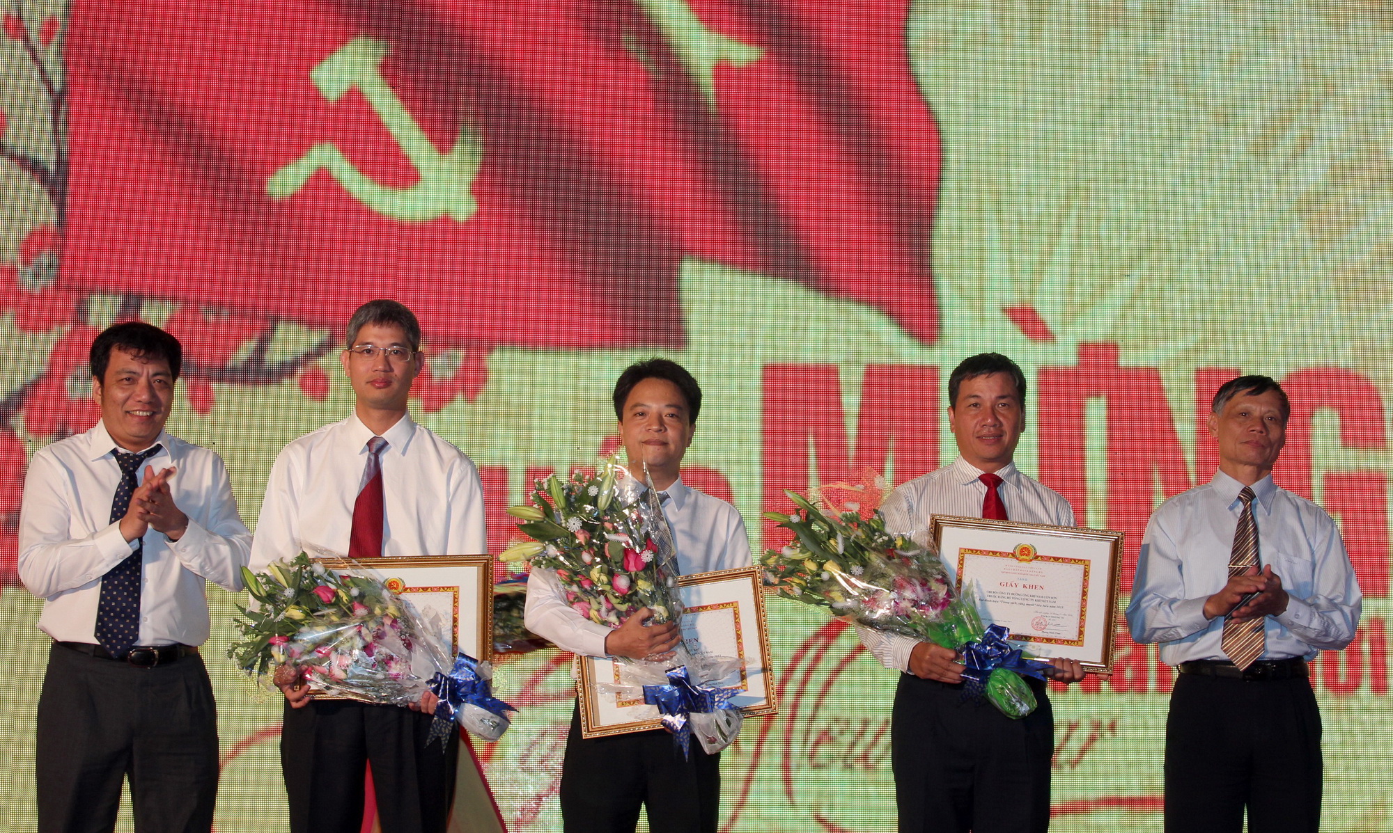 PV Gas mừng Đảng, mừng xuân Giáp Ngọ 2014 PV Gas mừng Đảng, mừng xuân Giáp Ngọ 2014