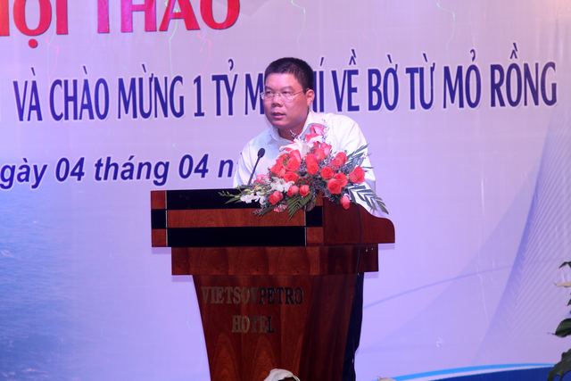 Celebrating the event of gathering 1 billion m3 of gas from Rong – Doi Moi fields Celebrating the event of gathering 1 billion m3 of gas from Rong – Doi Moi fields