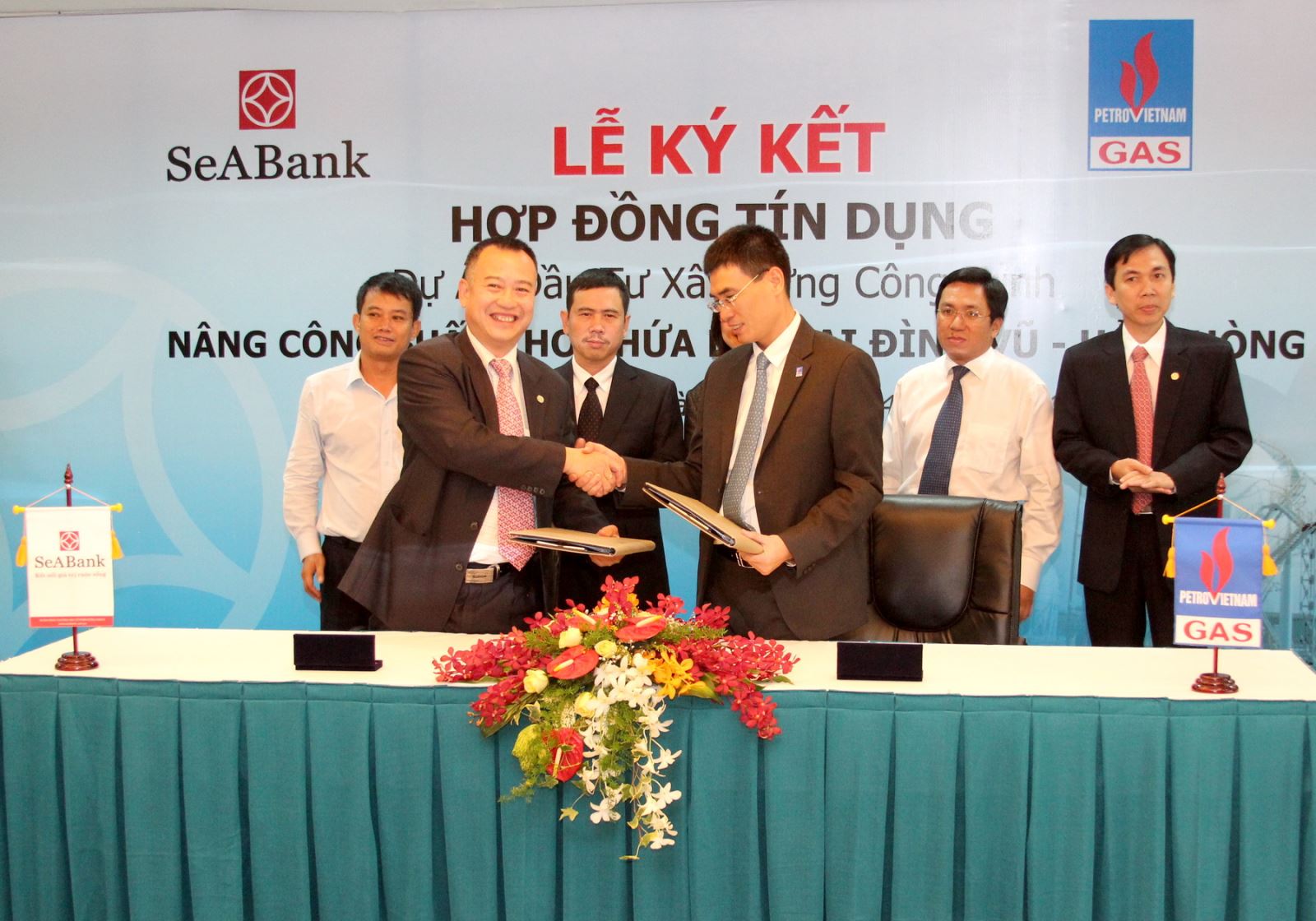 SeABank and PV GAS sign a credit agreement for the project “Increasing the capacity of Dinh Vu LPG Storage in Hai Phong”