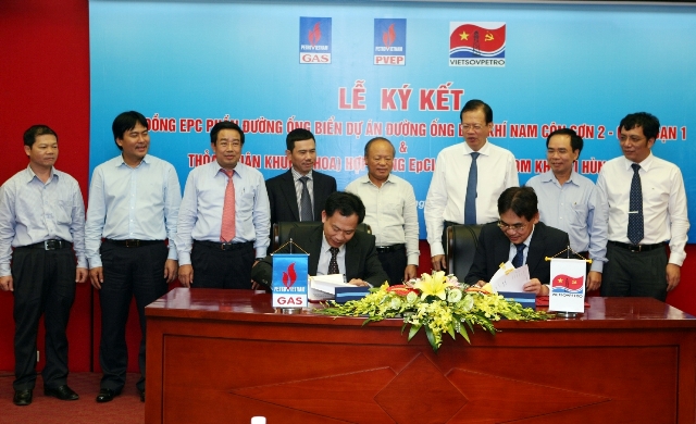 Ký hợp đồng EPC phần đường ống biển dự án Đường ống dẫn khí Nam Côn Sơn 2 – Giai đoạn I và thỏa thuận khung hợp đồng EpCI dự án thu gom khí Đại Hùng