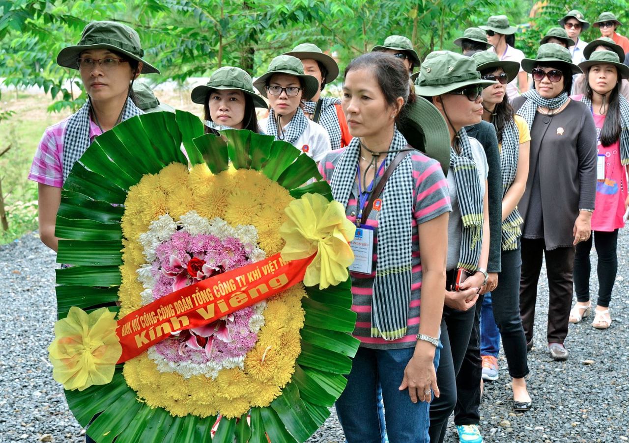 Hành trình nhắc nhở những giá trị Việt Nam