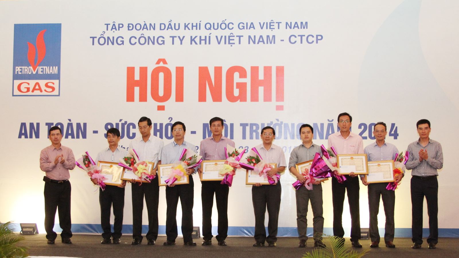 Tổng công ty Khí Việt Nam tổ chức Hội nghị An toàn – Sức khỏe – Môi trường 2014 Tổng công ty Khí Việt Nam tổ chức Hội nghị An toàn – Sức khỏe – Môi trường 2014
