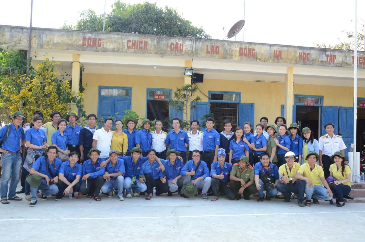 Tuổi trẻ KCM hướng về kỷ niệm 40 năm ngày Thống nhất Tuổi trẻ KCM hướng về kỷ niệm 40 năm ngày Thống nhất