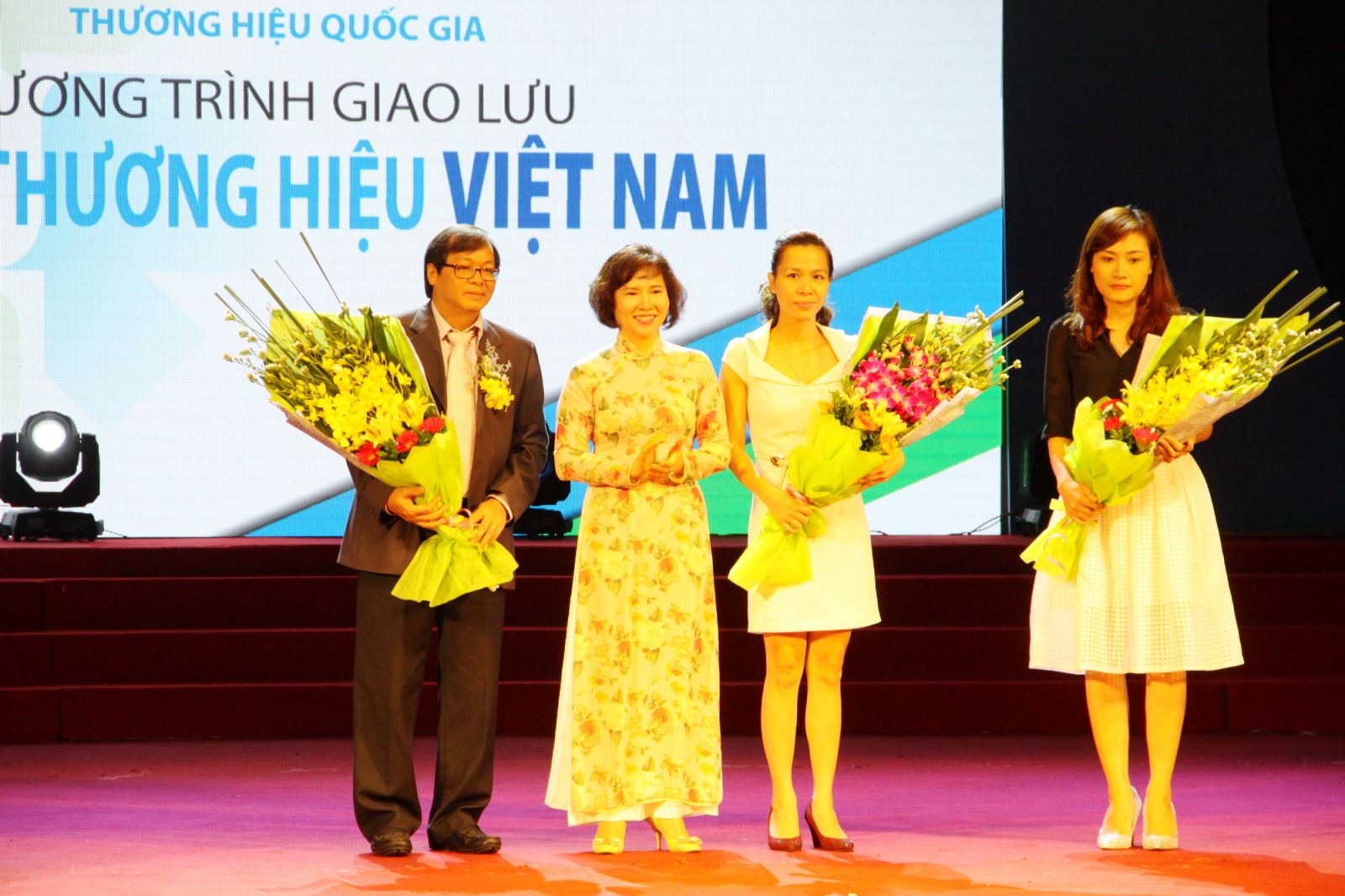 PV GAS tích cực tham gia các hoạt động của Chương trình “Thương hiệu Quốc gia Việt Nam” PV GAS tích cực tham gia các hoạt động của Chương trình “Thương hiệu Quốc gia Việt Nam”