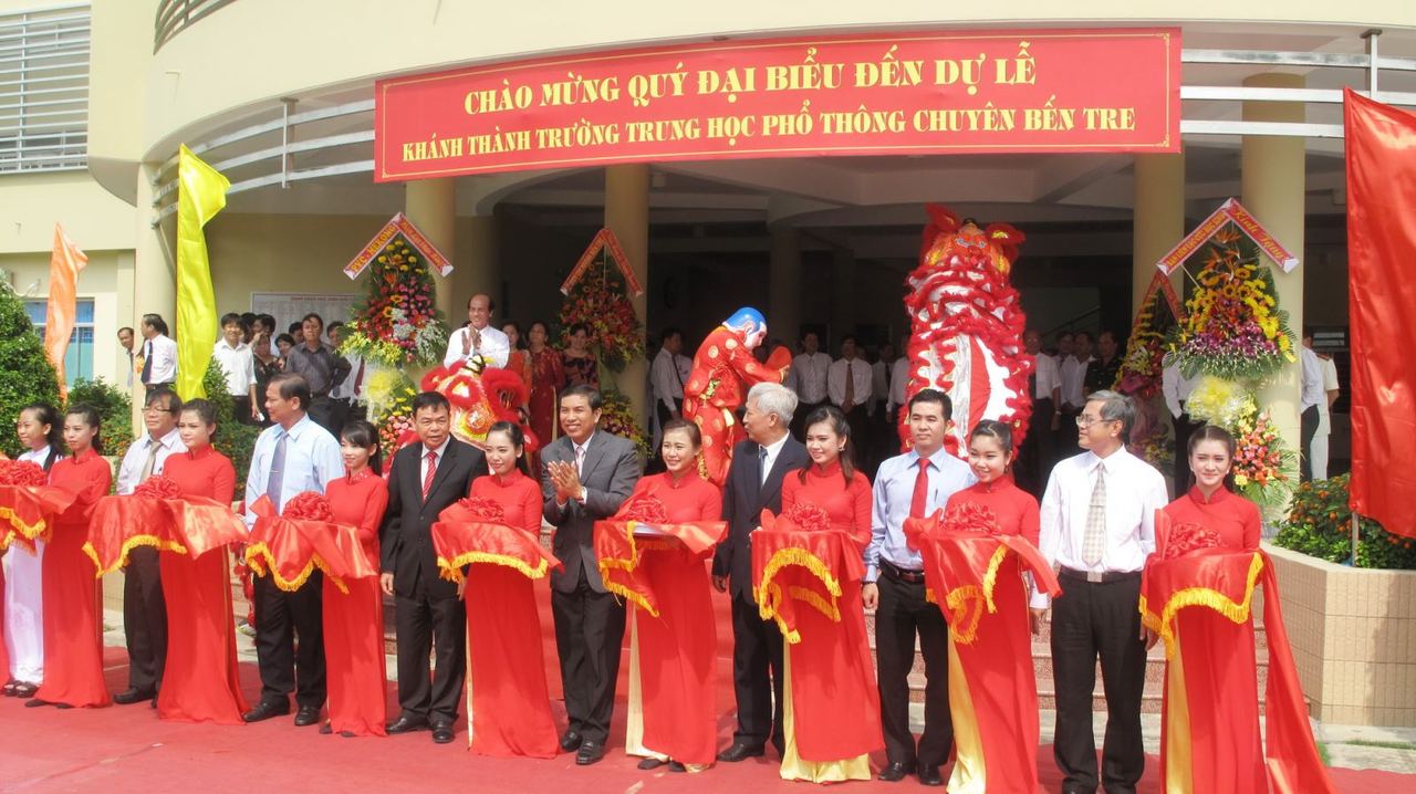 PV GAS hỗ trợ giáo dục nhân dịp Năm học mới 2015 - 2016