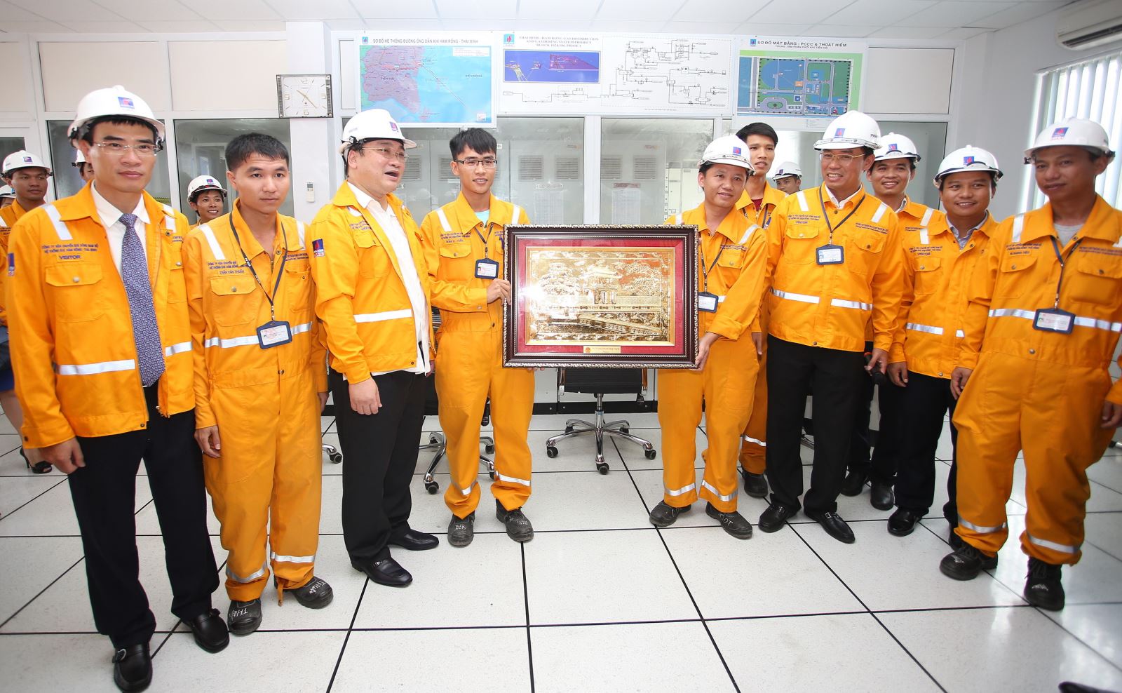 Lễ Khánh thành Công trình “Hệ thống thu gom khí & phân phối khí mỏ Hàm Rồng và mỏ Thái Bình lô 102&106 giai đoạn 1”