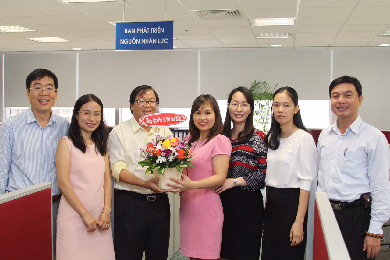 PV GAS chào mừng ngày Phụ nữ Việt Nam 20/10/2015