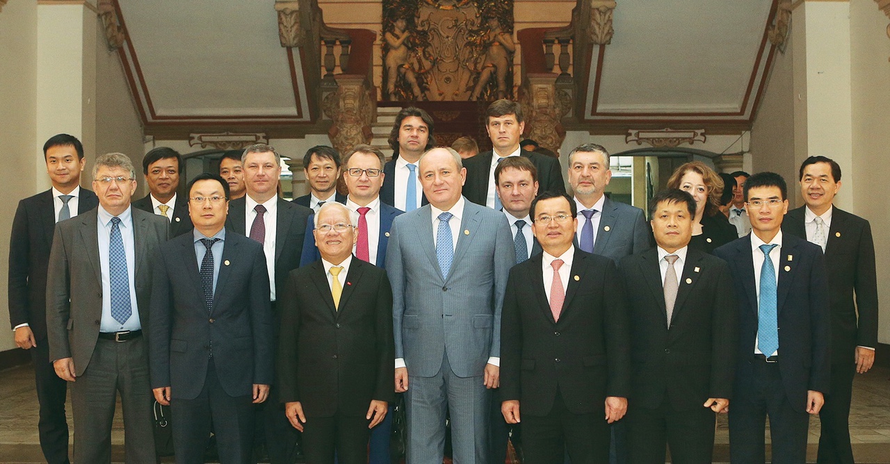 Lãnh đạo Công ty Gazprom International (Nga) thăm và làm việc tại các tỉnh phía Nam Lãnh đạo Công ty Gazprom International (Nga) thăm và làm việc tại các tỉnh phía Nam