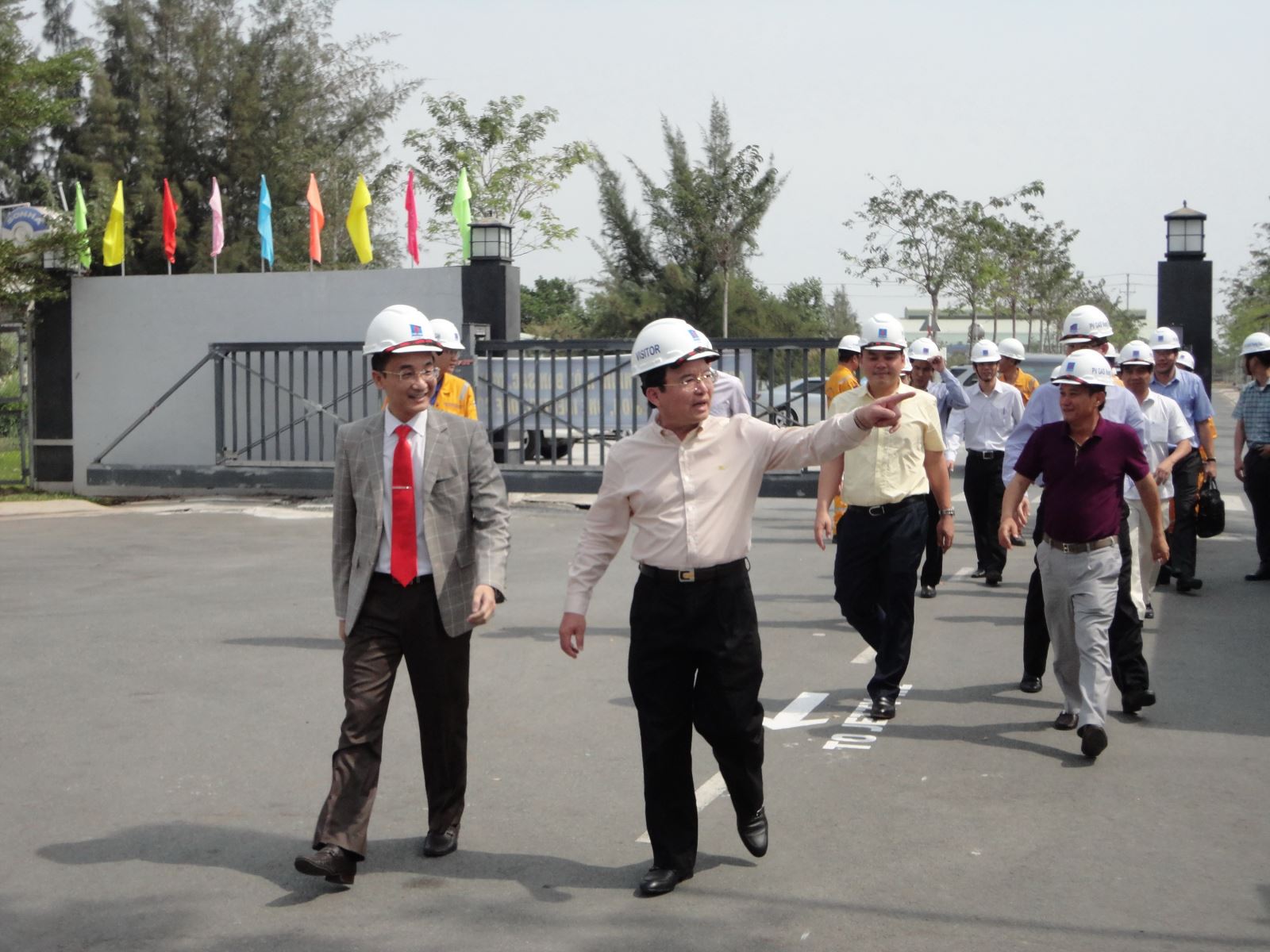 Chủ tịch HĐTV - Tổng giám đốc PVN làm việc và chúc tết tại Kho cảng Thị Vải