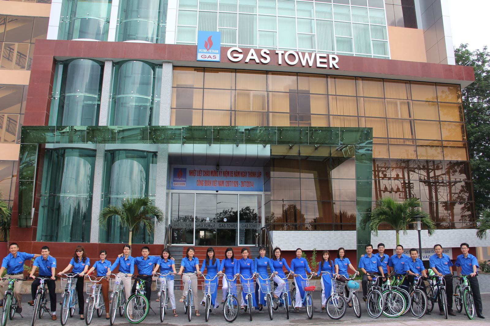 Tuổi trẻ CNG Việt Nam: năng động, sáng tạo, nhiệt tâm Tuổi trẻ CNG Việt Nam: năng động, sáng tạo, nhiệt tâm